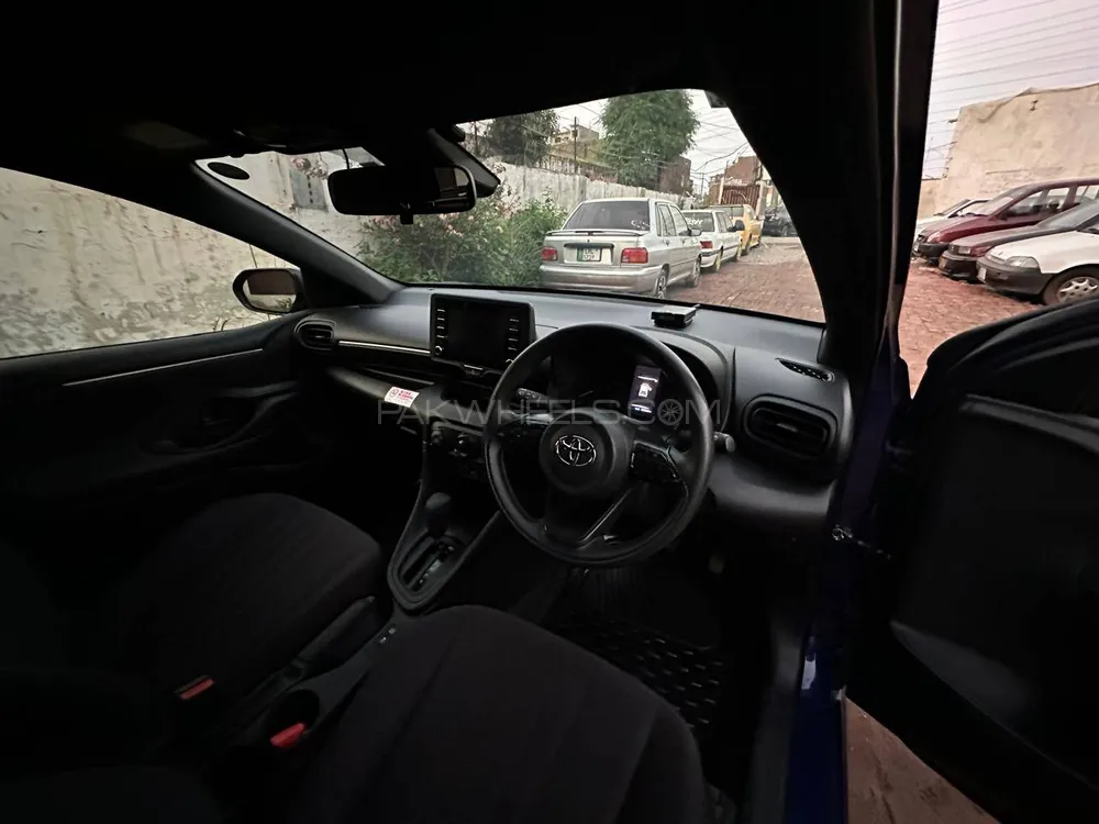 Toyota Yaris Sedan 2025 for Sale in Mandi bahauddin Image-1