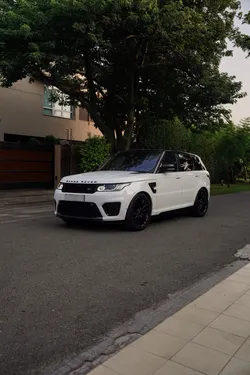 Range Rover Sport SVR 2016