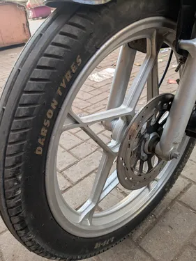 Suzuki GS 150 2016