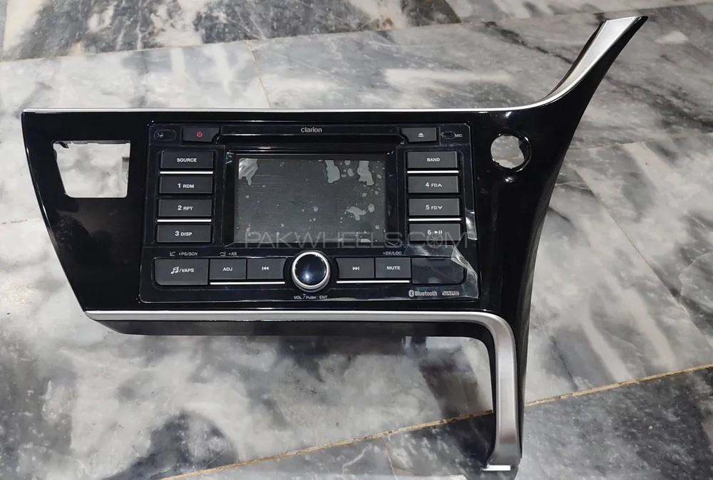 Corolla genuine Clarion audio video player with genuine Pane Image-1