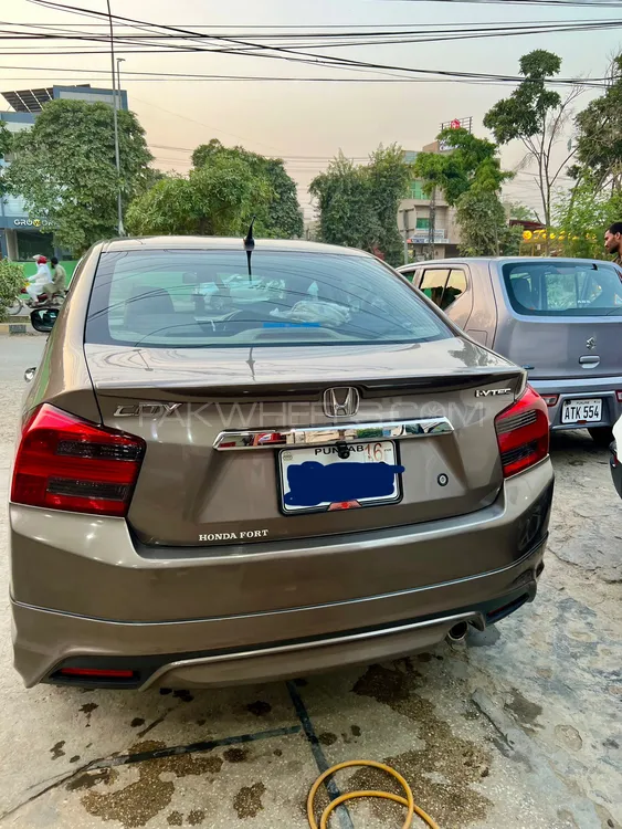 Honda City 2015 for Sale in Lahore Image-1