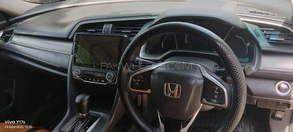 Honda Civic 2018 for Sale in Lahore Image-1