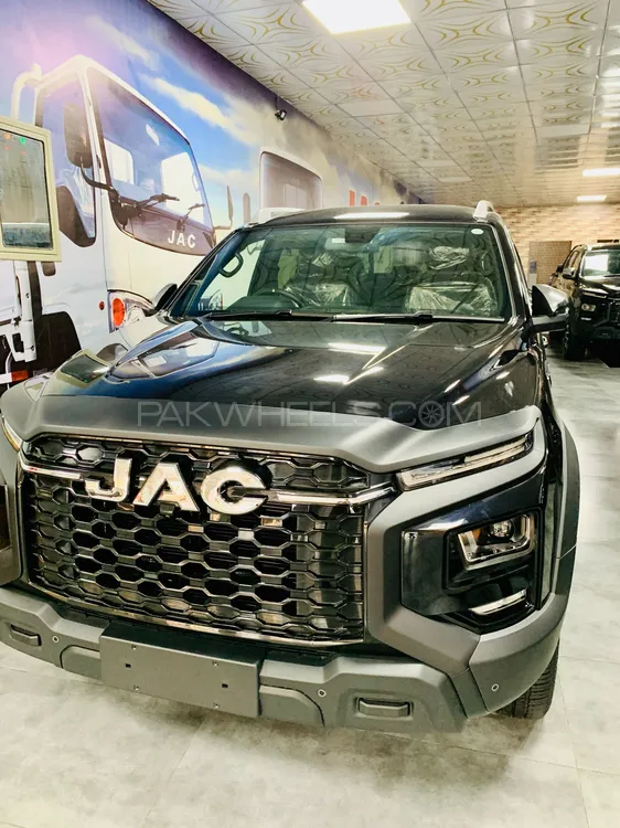 JAC T9 2025 for Sale in Sialkot Image-1