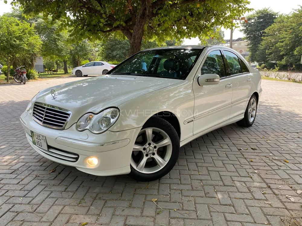 Mercedes Benz C Class 2006 for Sale in Islamabad Image-1