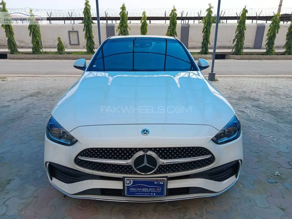 Mercedes Benz C Class 2021 for Sale in Karachi Image-1