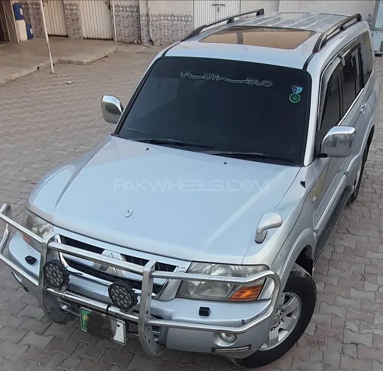 مٹسوبیشی پجیرو 2006 for Sale in نوشہرہ Image-1