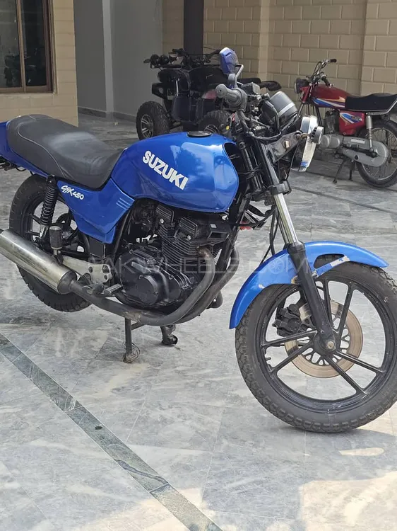 Suzuki Gsxr 250cc 2000 for Sale Suzuki Gsxr 250cc 2000 for Sale Image-3