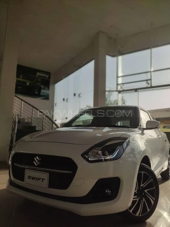 Suzuki Swift 2025 for Sale in Multan Image-1