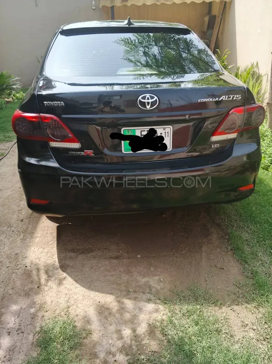 Toyota Corolla 2011 for Sale in Faisalabad Image-1