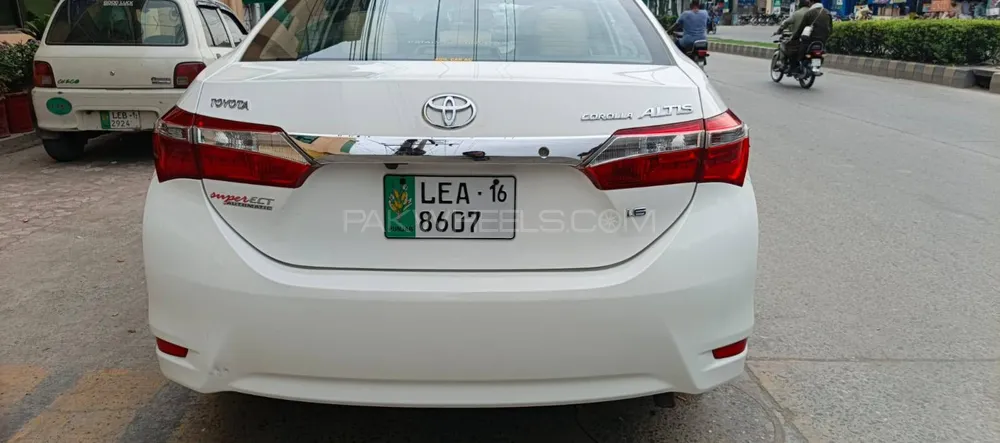 Toyota Corolla 2016 for Sale in Gujranwala Image-1