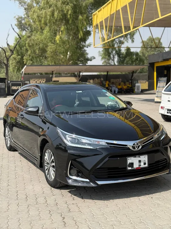 Toyota Corolla 2015 for Sale in Islamabad Image-1