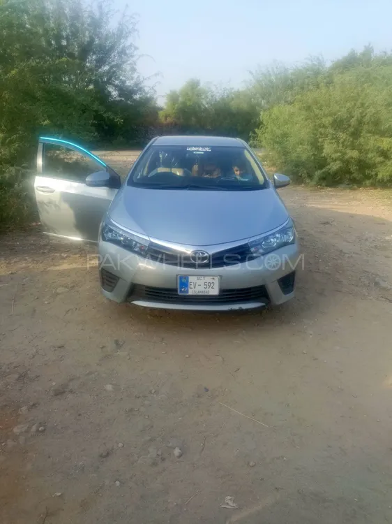 Toyota Corolla 2015 for Sale in Kohat Image-1