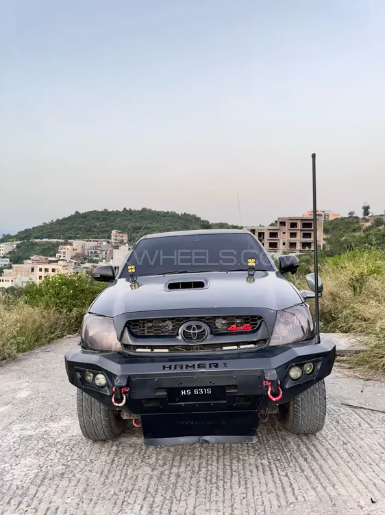 Toyota Hilux 2006 for Sale in Islamabad Image-1