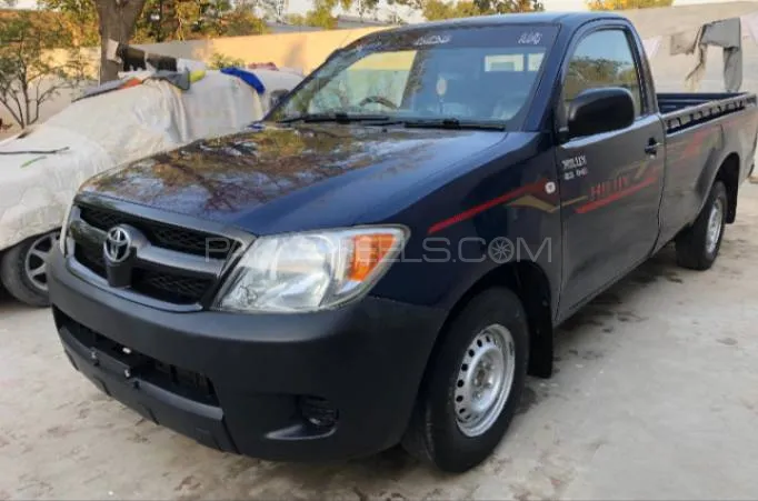 Toyota Hilux 2007 for Sale in Okara Image-1