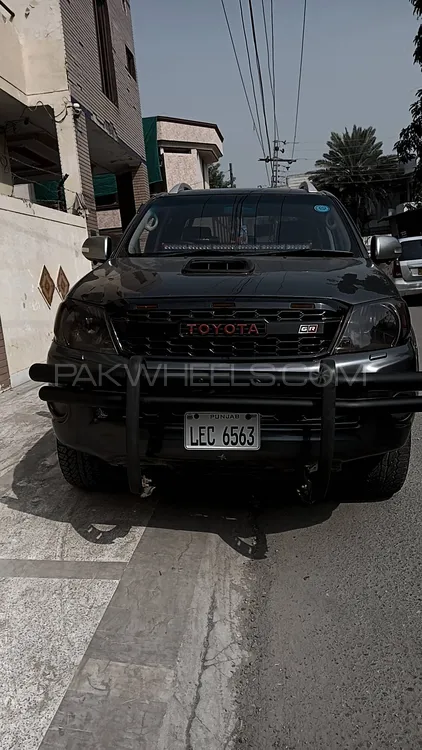 Toyota Hilux 2010 for Sale in Lahore Image-1