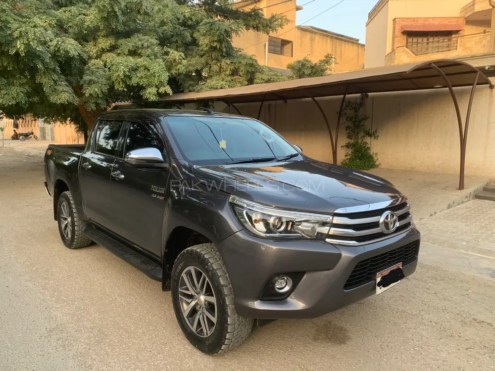 Toyota Hilux 2019 for Sale in Karachi Image-1