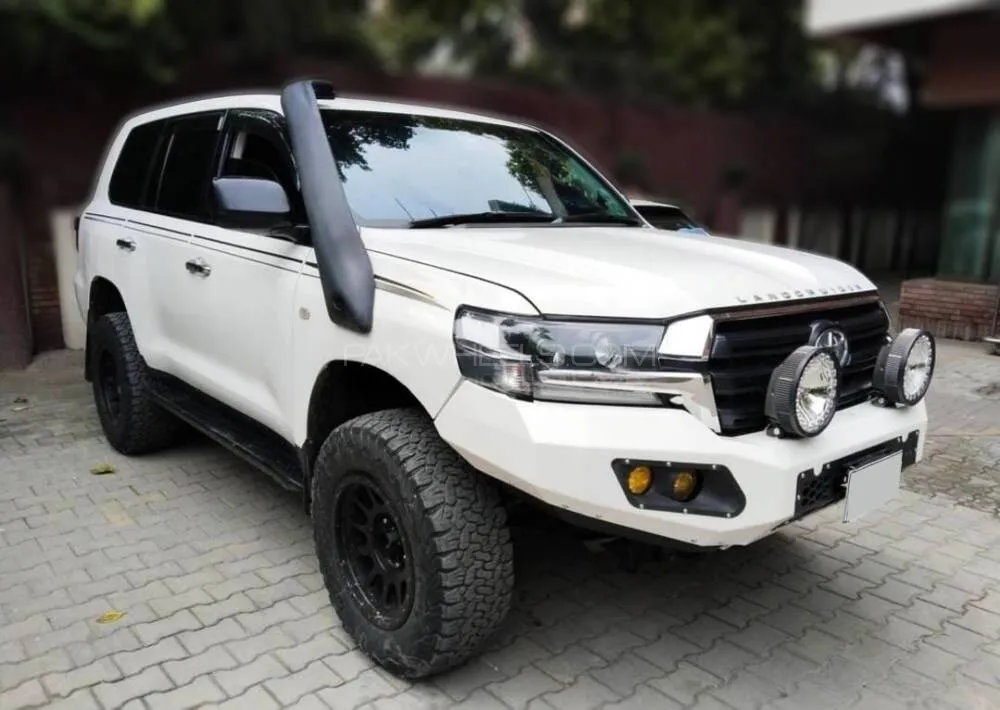 Toyota Land Cruiser 2015 for Sale in Lahore Image-1