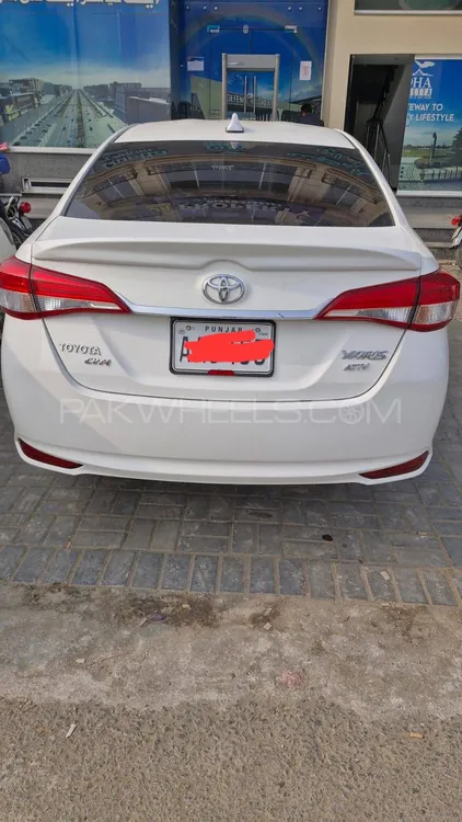 Toyota Yaris Sedan 2020 for Sale in Lahore Image-1