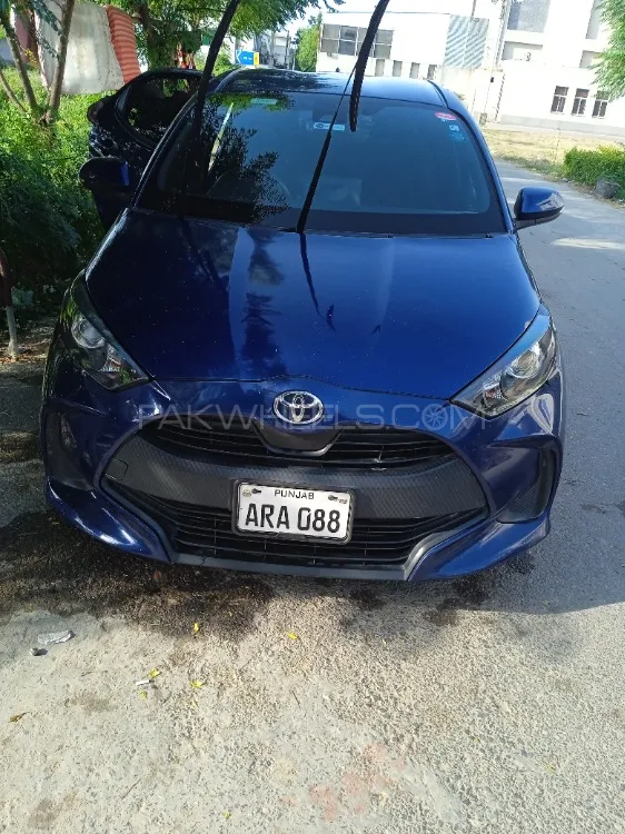 Toyota Yaris Hatchback 2020 for Sale in Lahore Image-1