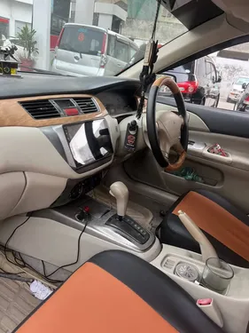 Mitsubishi Lancer 2005