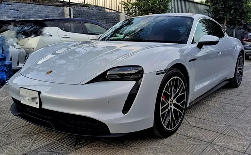Porsche Taycan 4S 2021