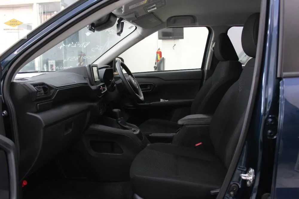 Daihatsu Rocky 2022 for Sale in Karachi Daihatsu Rocky 2022 for Sale in Karachi Image-9