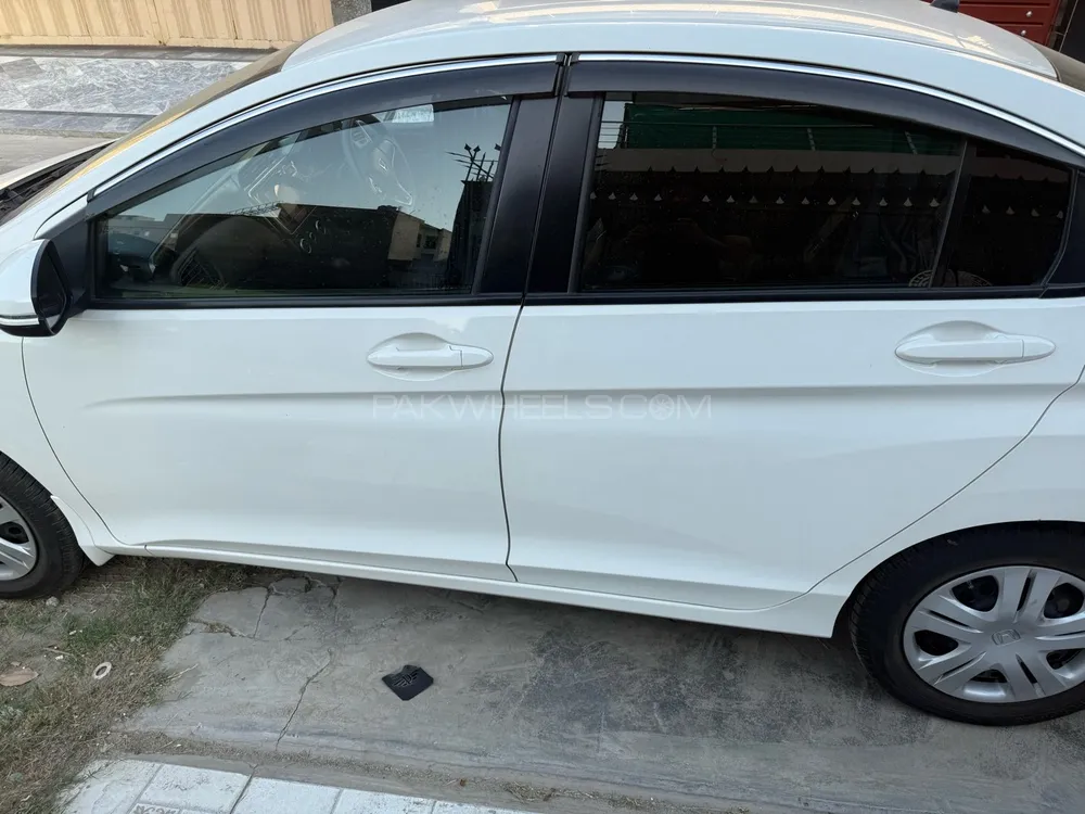 Honda City 2022 for Sale in Lahore Image-1