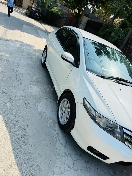Honda City 2016 for Sale in Lahore Image-1