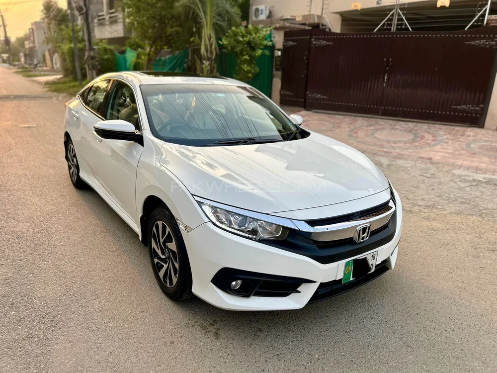 Honda Civic 2018 for Sale in Lahore Image-1