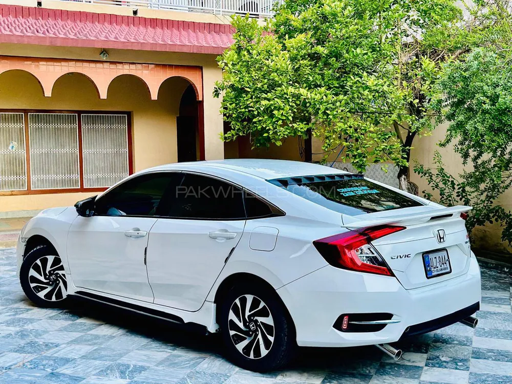 Honda Civic 2018 for Sale in Islamabad Image-1