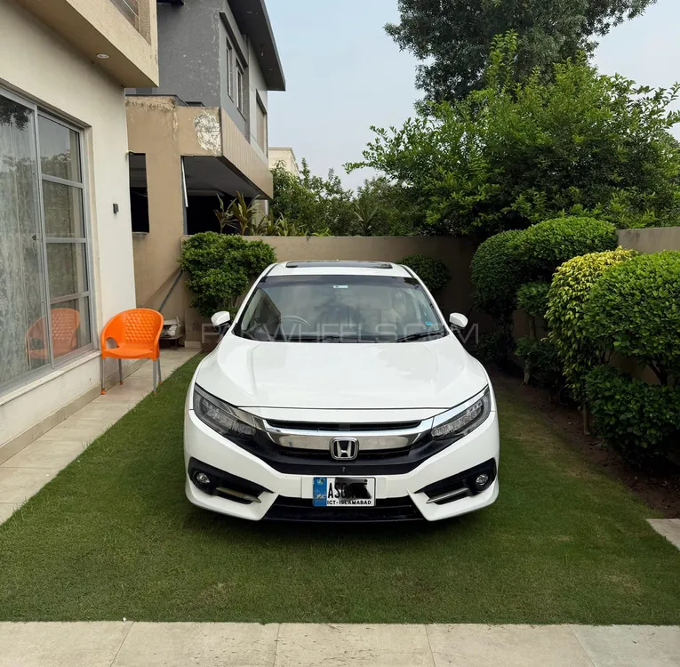 Honda Civic 2020 for Sale in Lahore Image-1