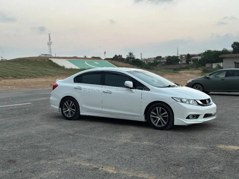 Honda Civic 2016 for Sale in Karachi Honda Civic 2016 for Sale in Karachi Image-5