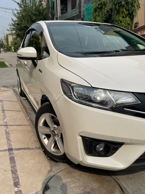 Honda Fit 2013 for Sale in Lahore Image-1