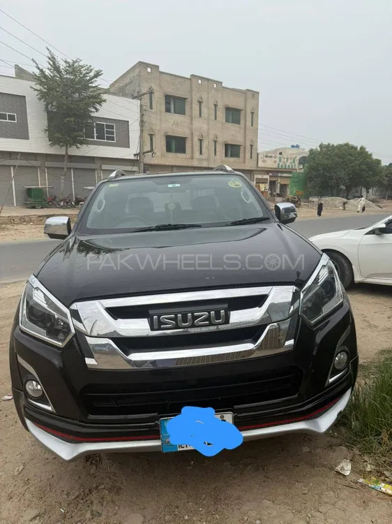 Isuzu D-Max 2019 for Sale in Burewala Image-1