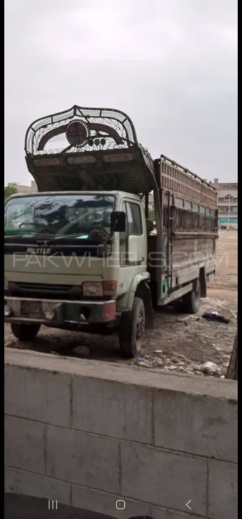Mazda Titan 2010 for Sale in Karachi Image-1