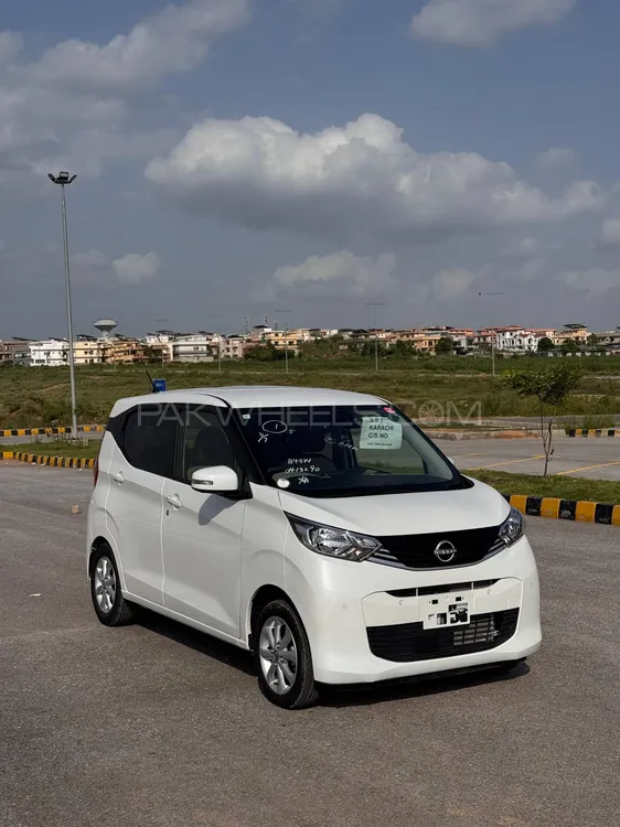 Nissan Dayz 2024 for Sale in Islamabad Image-1