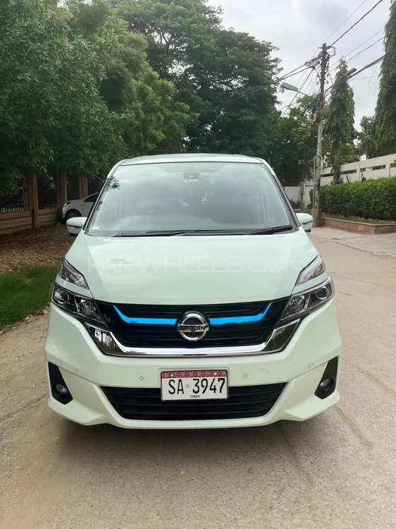 Nissan Serena 2018 for Sale in Karachi Image-1
