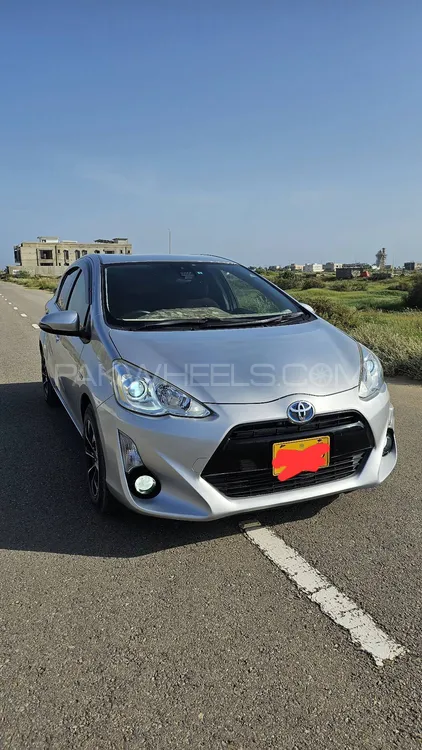 Toyota Aqua 2016 for Sale in Karachi Image-1
