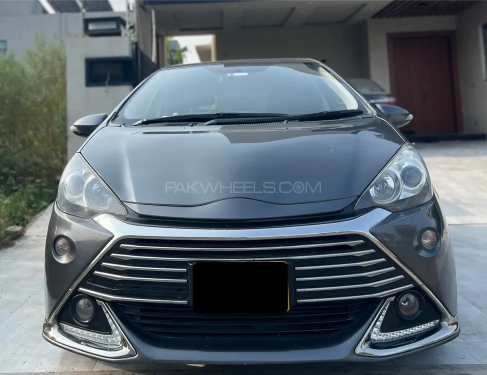 Toyota Aqua 2012 for Sale in Lahore Image-1
