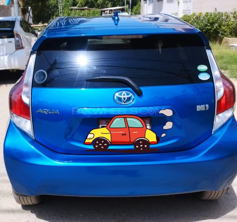 Toyota Aqua 2015 for Sale in Karachi Image-1