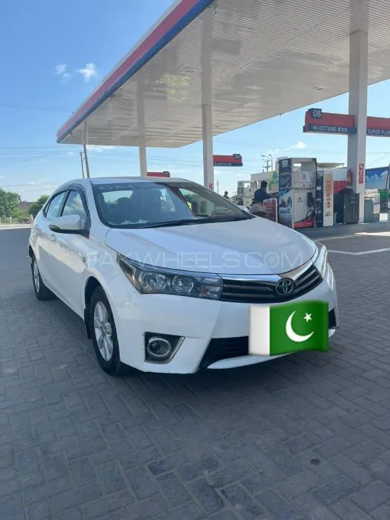 Toyota Corolla 2017 for Sale in Multan Image-1