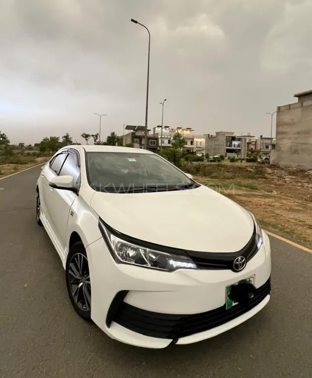 Toyota Corolla 2019 for Sale in Faisalabad Image-1
