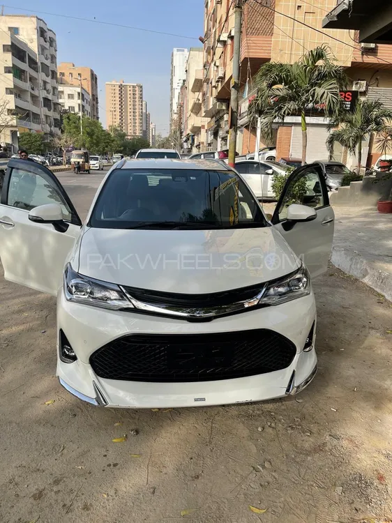 Toyota Corolla Fielder 2017 for Sale in Karachi Image-1