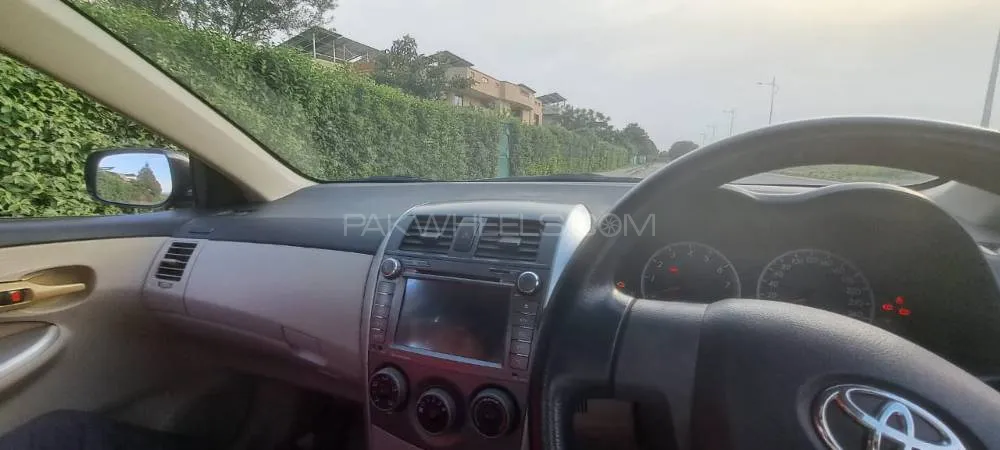 Toyota Corolla 2010 for Sale in Islamabad Image-1