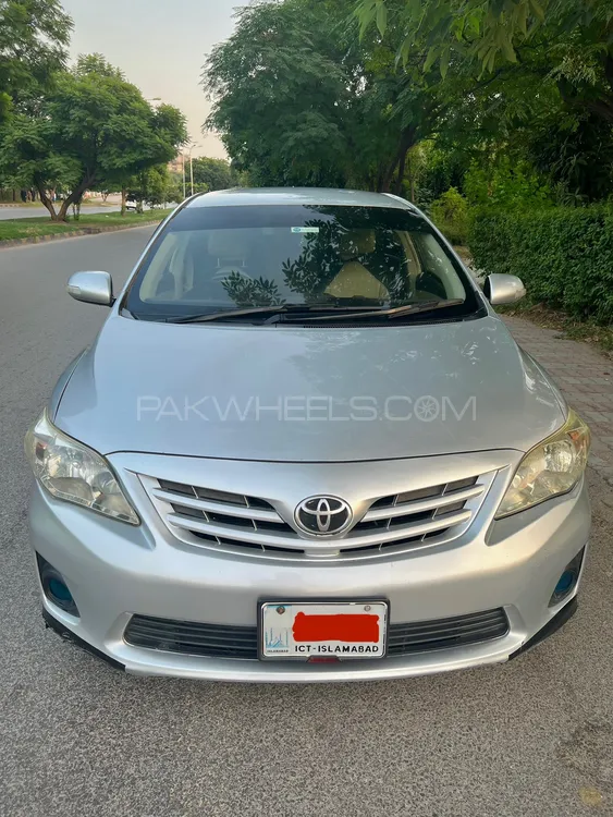 Toyota Corolla 2011 for Sale in Islamabad Image-1