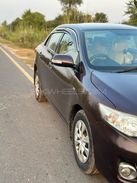 Toyota Corolla 2014 for Sale in Shahpur Saddar Toyota Corolla 2014 for Sale in Shahpur Saddar Image-4