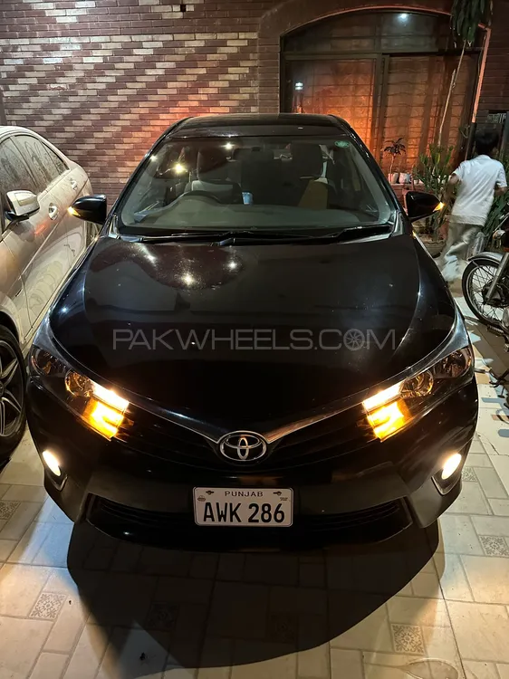 Toyota Corolla 2016 for Sale in Lahore Image-1