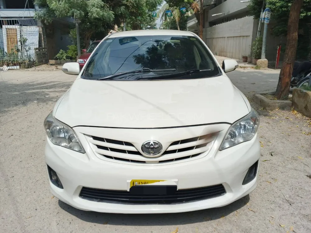 Toyota Corolla 2014 for Sale in Karachi Image-1
