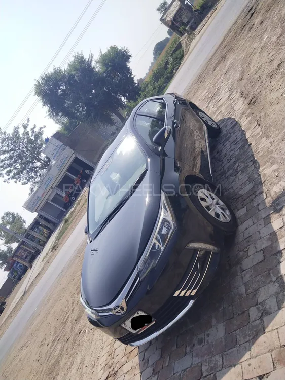 Toyota Corolla 2018 for Sale in Arifwala Image-1
