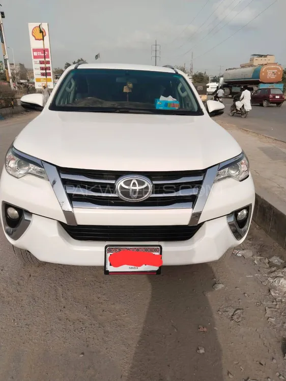 Toyota Fortuner 2021 for Sale in Karachi Image-1